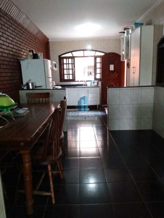 Imagem Casa com 3 Quartos à Venda, 180 m² em Itaquera - São Paulo Imagem Casa com 3 Quartos à Venda, 180 m² em Itaquera - São Paulo
