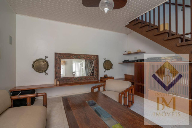 Imagem Casa com 8 Quartos à Venda, 550 m² em São Paulo Imagem Casa com 8 Quartos à Venda, 550 m² em São Paulo