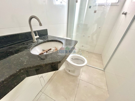 Imagem Apartamento com 2 Quartos à Venda, 62 m²