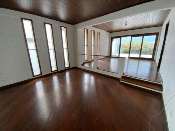 Imagem Imóvel com 4 Quartos à Venda, 230 m² em Alphaville - Santana De Parnaíba Imagem Imóvel com 4 Quartos à Venda, 230 m² em Alphaville - Santana De Parnaíba