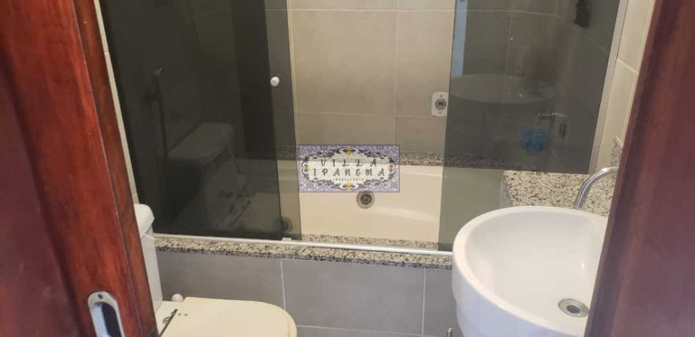 Imagem Cobertura com 3 Quartos à Venda, 147 m² em Humaitá - Rio De Janeiro Imagem Cobertura com 3 Quartos à Venda, 147 m² em Humaitá - Rio De Janeiro