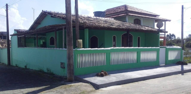 Imagem Casa com 3 Quartos à Venda, 300 m² em Fluminense - Rio De Janeiro Imagem Casa com 3 Quartos à Venda, 300 m² em Fluminense - Rio De Janeiro