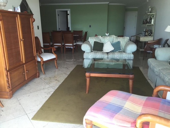 Imagem Imóvel com 3 Quartos à Venda, 251 m² em Braga - Cabo Frio