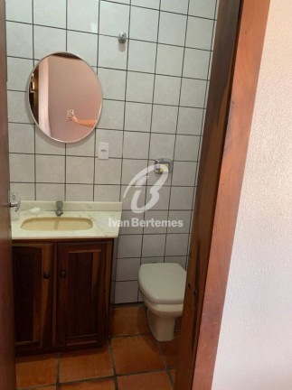 Imagem Casa com 4 Quartos para Temporada, em Centro - Bombinhas Imagem Casa com 4 Quartos para Temporada, em Centro - Bombinhas