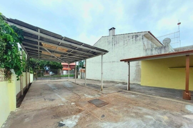 Imagem Casa com 3 Quartos à Venda, em Sarandi - Porto Alegre Imagem Casa com 3 Quartos à Venda, em Sarandi - Porto Alegre