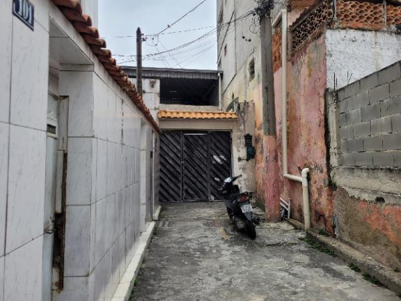 Imagem Casa com 2 Quartos à Venda, 185 m² em Cabral - Nilopolis Imagem Casa com 2 Quartos à Venda, 185 m² em Cabral - Nilopolis
