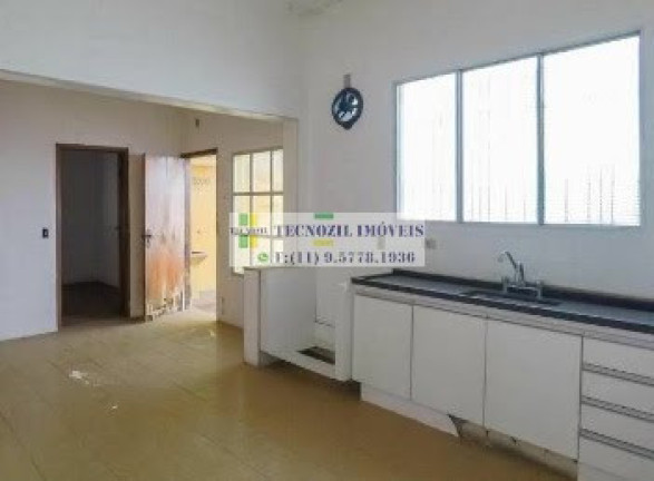 Sobrado com 7 Quartos à Venda, 250 m² em Vila Deodoro - São Paulo