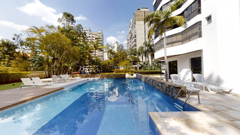 Imóvel com 4 Quartos à Venda, 569 m² em Real Parque - São Paulo