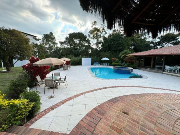 Casa com 7 Quartos à Venda, 805 m² em Condomínio Nossa Fazenda - Esmeraldas