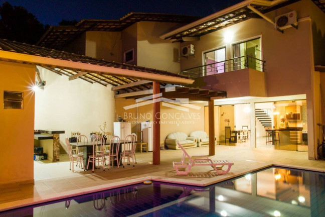 Imagem Casa com 4 Quartos à Venda, em Porto Seguro Imagem Casa com 4 Quartos à Venda, em Porto Seguro