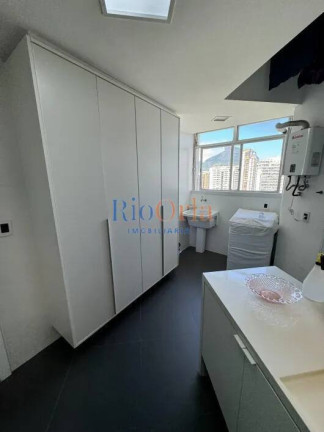 Imagem Apartamento com 3 Quartos à Venda, 220 m² em Barra Da Tijuca - Rio De Janeiro Imagem Apartamento com 3 Quartos à Venda, 220 m² em Barra Da Tijuca - Rio De Janeiro