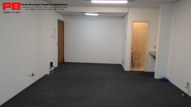 Imóvel Comercial à Venda, 42 m² em Cidade Monções - São Paulo