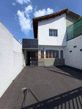 Sobrado com 3 Quartos para Alugar, 250 m² em Jardim Santa Mena - Guarulhos