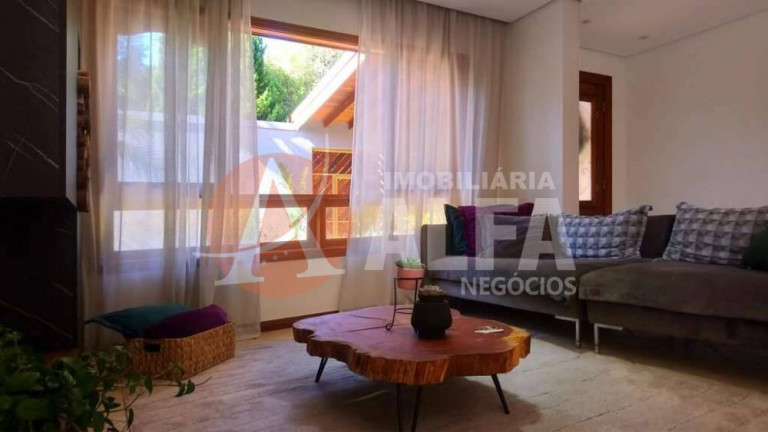 Imagem Casa com 3 Quartos à Venda, 320 m² em Granja Viana Ii - Cotia Imagem Casa com 3 Quartos à Venda, 320 m² em Granja Viana Ii - Cotia