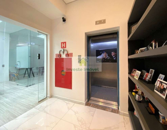 Imagem Sala Comercial à Venda, 1.566 m² em Granja Viana - Cotia