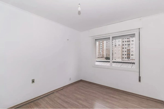 Imagem Imóvel com 2 Quartos à Venda, 69 m² em Vila Ipiranga - Porto Alegre Imagem Imóvel com 2 Quartos à Venda, 69 m² em Vila Ipiranga - Porto Alegre