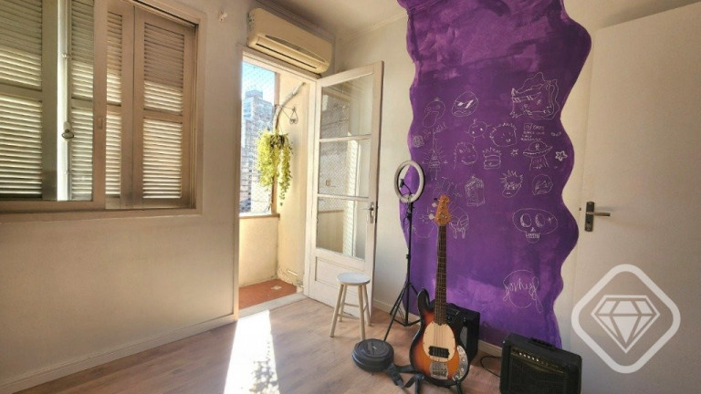 Imagem Apartamento com 2 Quartos à Venda ou Locação, em Centro Histórico - Porto Alegre Imagem Apartamento com 2 Quartos à Venda ou Locação, em Centro Histórico - Porto Alegre