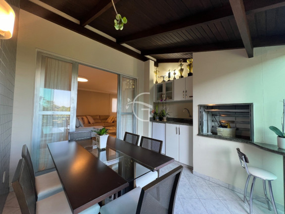 Imagem Imóvel com 3 Quartos à Venda, 173 m² em América - Joinville