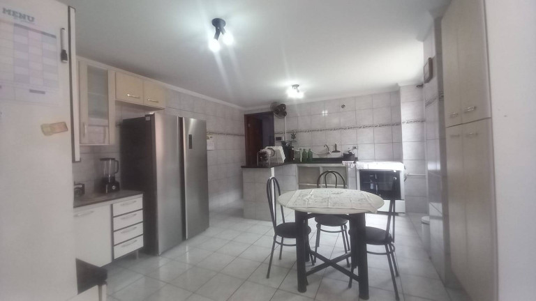 Imagem Casa com 3 Quartos à Venda, 250 m² em Parque Senhor Do Bonfim - Taubaté Imagem Casa com 3 Quartos à Venda, 250 m² em Parque Senhor Do Bonfim - Taubaté