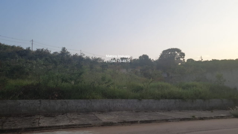 Imóvel à Venda, 1.250 m² em Loteamento Vale Azul I - Jundiaí