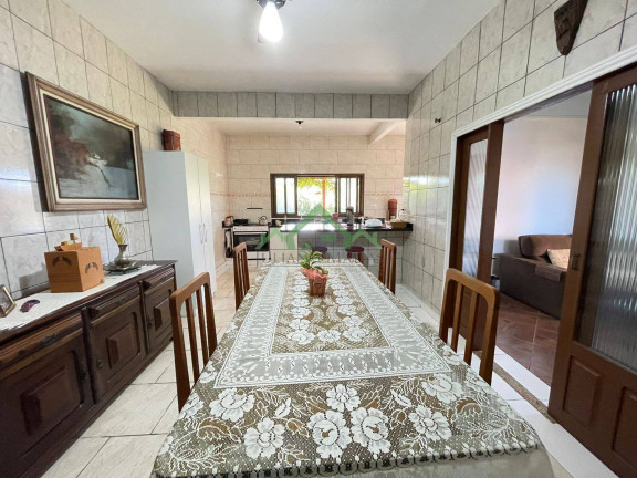 Imagem Casa com 4 Quartos à Venda, 300 m² em Costeira - Balneário Barra Do Sul Imagem Casa com 4 Quartos à Venda, 300 m² em Costeira - Balneário Barra Do Sul