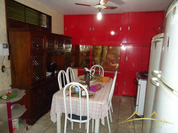Imagem Casa com 4 Quartos à Venda, 300 m² em Lagoa Nova - Natal