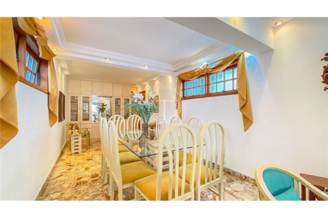 Imagem Casa com 3 Quartos à Venda, 275 m² em Cambuci - São Paulo Imagem Casa com 3 Quartos à Venda, 275 m² em Cambuci - São Paulo
