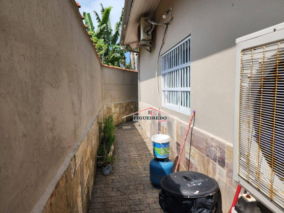 Imagem Casa com 3 Quartos à Venda, 177 m² em Canto Do Forte - Praia Grande Imagem Casa com 3 Quartos à Venda, 177 m² em Canto Do Forte - Praia Grande