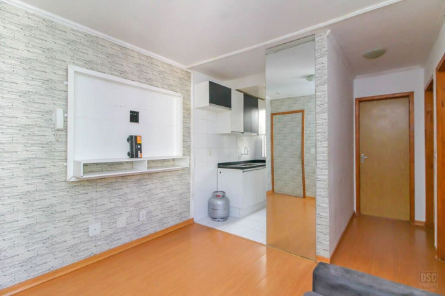 Imagem Imóvel com 2 Quartos à Venda, 38 m² em Restinga - Porto Alegre Imagem Imóvel com 2 Quartos à Venda, 38 m² em Restinga - Porto Alegre