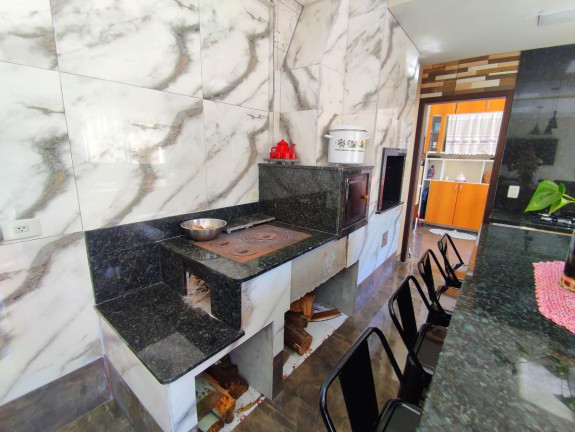 Imagem Casa com 4 Quartos à Venda, 235 m² em Portão - Curitiba Imagem Casa com 4 Quartos à Venda, 235 m² em Portão - Curitiba