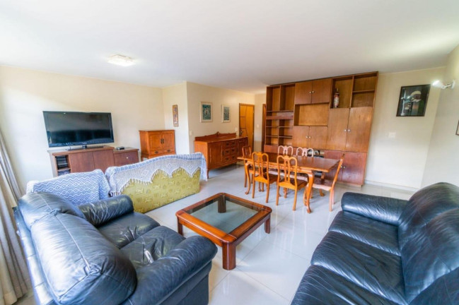 Imagem Imóvel com 3 Quartos à Venda, 150 m² em Asa Sul - Brasília Imagem Imóvel com 3 Quartos à Venda, 150 m² em Asa Sul - Brasília