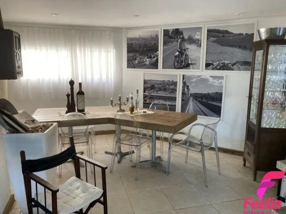 Imagem Casa com 3 Quartos à Venda, 390 m² em Lagoa Da Conceição - Florianópolis Imagem Casa com 3 Quartos à Venda, 390 m² em Lagoa Da Conceição - Florianópolis