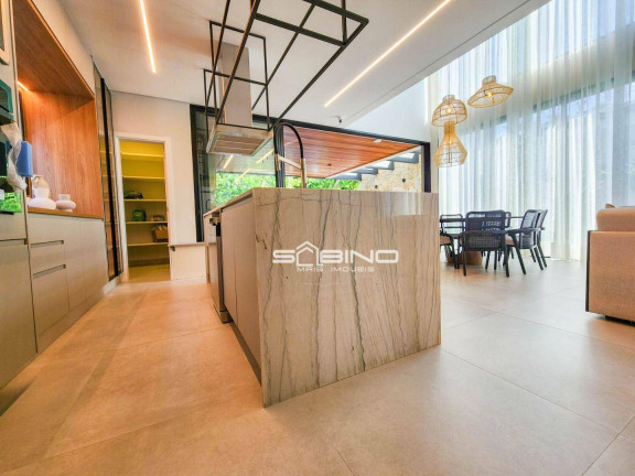 Imagem Casa com 6 Quartos à Venda, 379 m² em Riviera De São Lourenço - Bertioga Imagem Casa com 6 Quartos à Venda, 379 m² em Riviera De São Lourenço - Bertioga