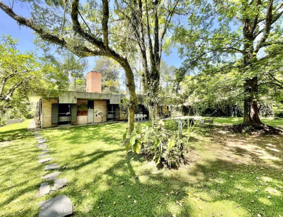 Imagem Casa com 3 Quartos à Venda, 243 m² em Chácara Eliana - Cotia Imagem Casa com 3 Quartos à Venda, 243 m² em Chácara Eliana - Cotia