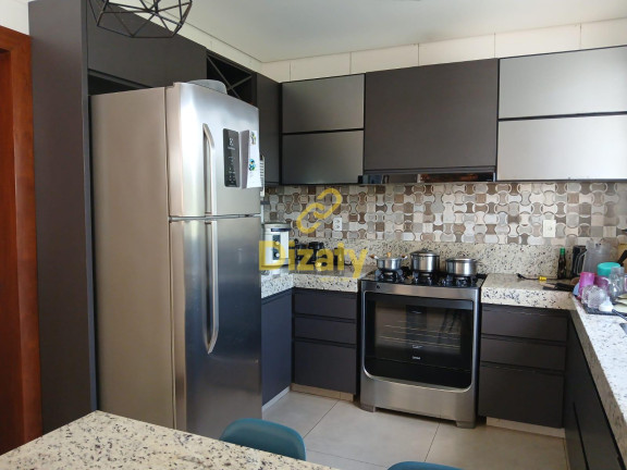 Imagem Casa com 4 Quartos à Venda, 300 m² em Condomínio Blue Garden Safira - Sete Lagoas Imagem Casa com 4 Quartos à Venda, 300 m² em Condomínio Blue Garden Safira - Sete Lagoas