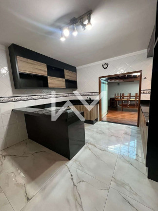 Imagem Sobrado com 3 Quartos à Venda, 250 m² em Parque Flamengo - Guarulhos Imagem Sobrado com 3 Quartos à Venda, 250 m² em Parque Flamengo - Guarulhos