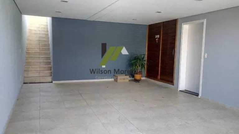 Imagem Casa com 3 Quartos à Venda, 275 m²
