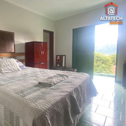 Imagem Casa com 3 Quartos à Venda, 250 m² em Bairro São José - Poços De Caldas Imagem Casa com 3 Quartos à Venda, 250 m² em Bairro São José - Poços De Caldas