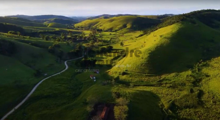 Imagem Fazenda à Venda, 1.067 m² em Santa Branca