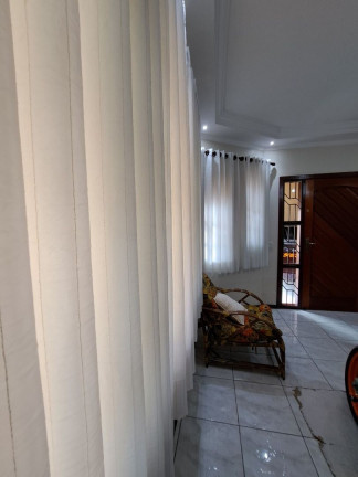 Imagem Casa com 3 Quartos à Venda, 190 m² em Santo Antônio - Louveira