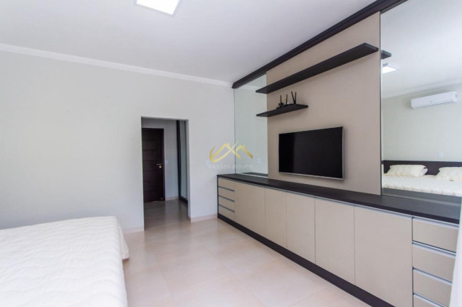 Imagem Casa com 4 Quartos à Venda, 450 m² em Praia Grande - Ubatuba Imagem Casa com 4 Quartos à Venda, 450 m² em Praia Grande - Ubatuba