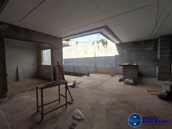 Imagem Casa com 3 Quartos à Venda, 300 m² em Setor Três Marias - Goiânia Imagem Casa com 3 Quartos à Venda, 300 m² em Setor Três Marias - Goiânia