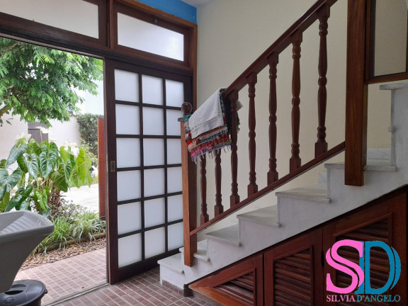 Imagem Sobrado com 5 Quartos à Venda, 300 m² em Perequê Açu - Ubatuba