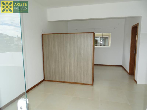Imagem Apartamento com 1 Quarto para Alugar, 30 m² em José Amândio - Bombinhas Imagem Apartamento com 1 Quarto para Alugar, 30 m² em José Amândio - Bombinhas