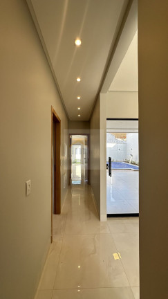 Imagem Casa com 3 Quartos à Venda, 179 m² em Parque Das Paineiras (1,2,3 E 4 Etapa) - Goiânia Imagem Casa com 3 Quartos à Venda, 179 m² em Parque Das Paineiras (1,2,3 E 4 Etapa) - Goiânia