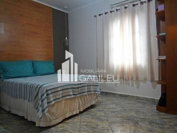 Imagem Casa com 3 Quartos à Venda, 131 m² em Vila Trinta E Um De Março - Campinas