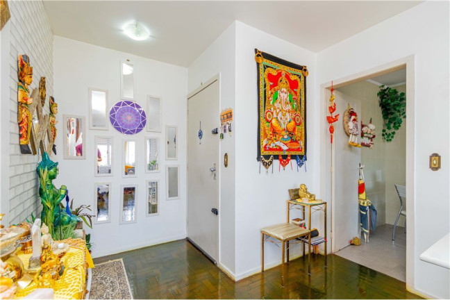 Imagem Imóvel com 3 Quartos à Venda, em Jardim Itu - Porto Alegre Imagem Imóvel com 3 Quartos à Venda, em Jardim Itu - Porto Alegre