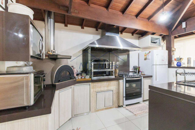 Imagem Casa com 4 Quartos à Venda, 414 m² em Jardim Do Lago - Pirassununga Imagem Casa com 4 Quartos à Venda, 414 m² em Jardim Do Lago - Pirassununga