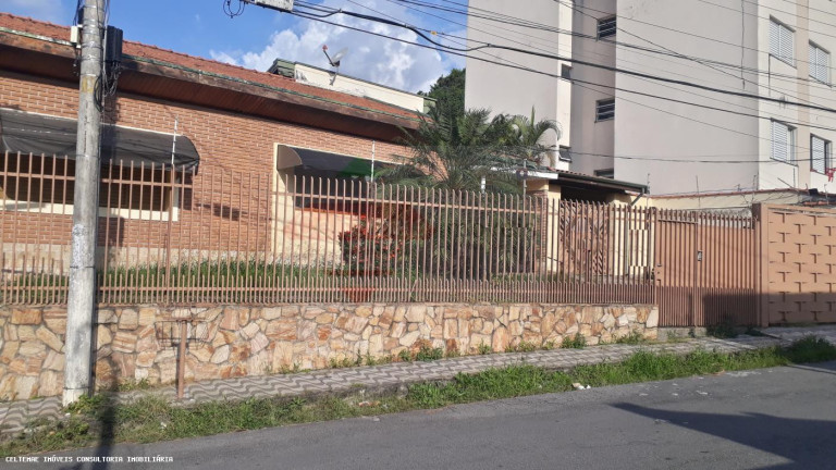 Imagem Casa com 5 Quartos à Venda, 200 m² em Jardim Humaita - Taubaté Imagem Casa com 5 Quartos à Venda, 200 m² em Jardim Humaita - Taubaté