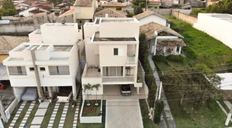 Imagem Casa com 3 Quartos à Venda, 295 m² em Jardim Vila Nova - Tremembé Imagem Casa com 3 Quartos à Venda, 295 m² em Jardim Vila Nova - Tremembé